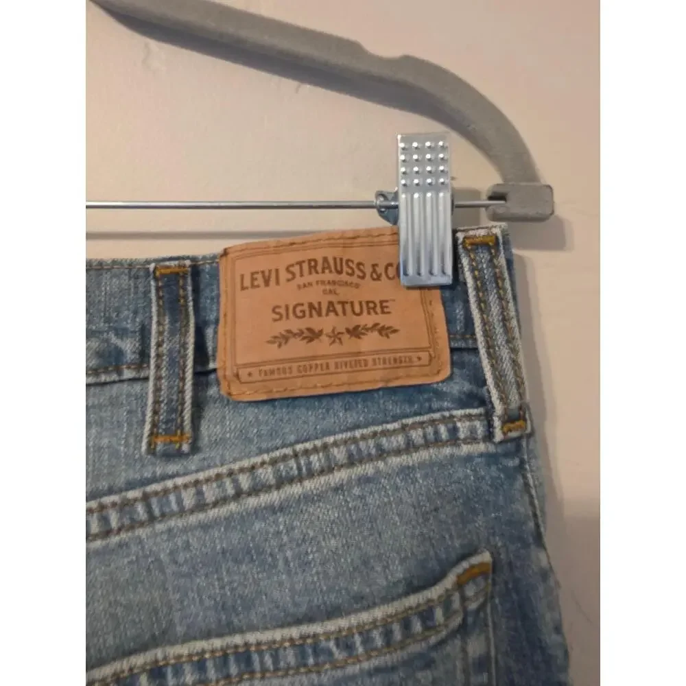 Levi Strauss Signature Bootcut Jeans 30x32 Light Wash Mid Rise Y2K Denim